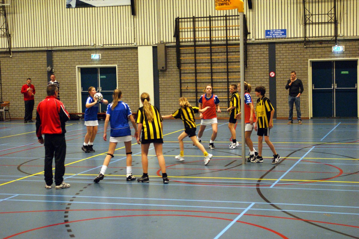 Korfbal C3  21 januari-13.JPG